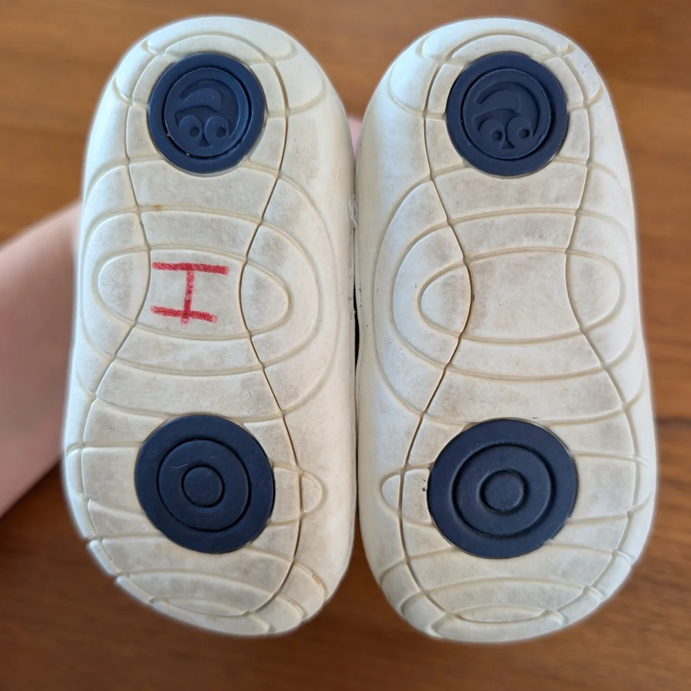Stride Rite Toddler Shoes - Picture 4 of 6